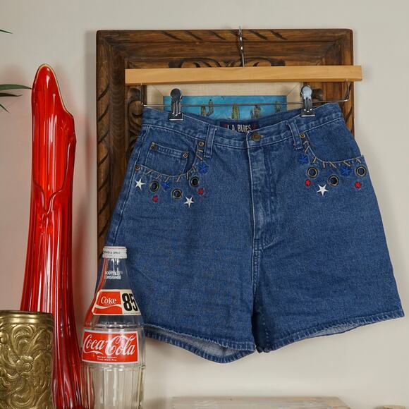 Vintage LA Blues high rise star motif jean shorts - Picture 1 of 4